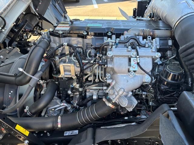 MITSUBISHI FUSOU FIGHTER 2025