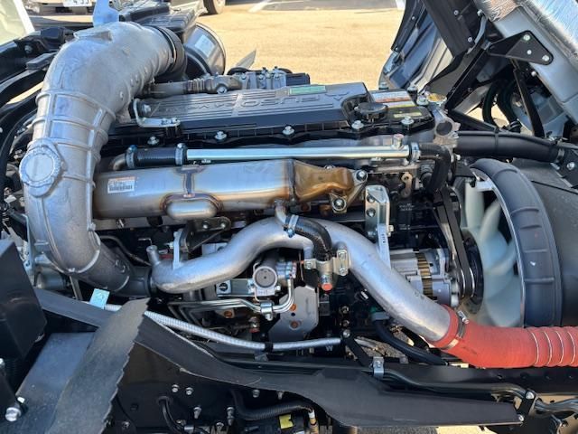 MITSUBISHI FUSOU FIGHTER 2025