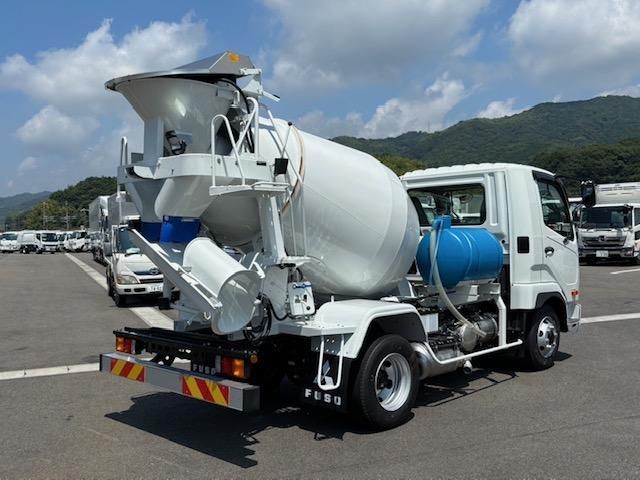 MITSUBISHI FUSOU FIGHTER 2025