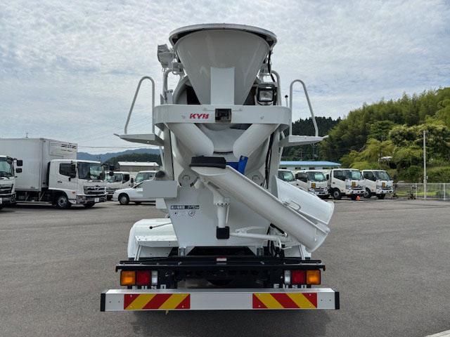 MITSUBISHI FUSOU FIGHTER 2025