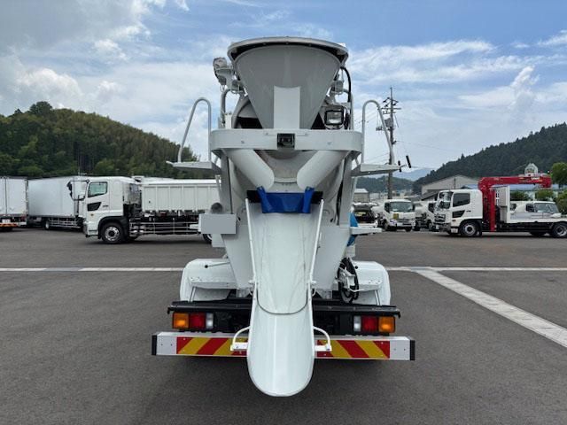 MITSUBISHI FUSOU FIGHTER 2025