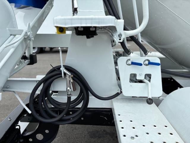 MITSUBISHI FUSOU FIGHTER 2025