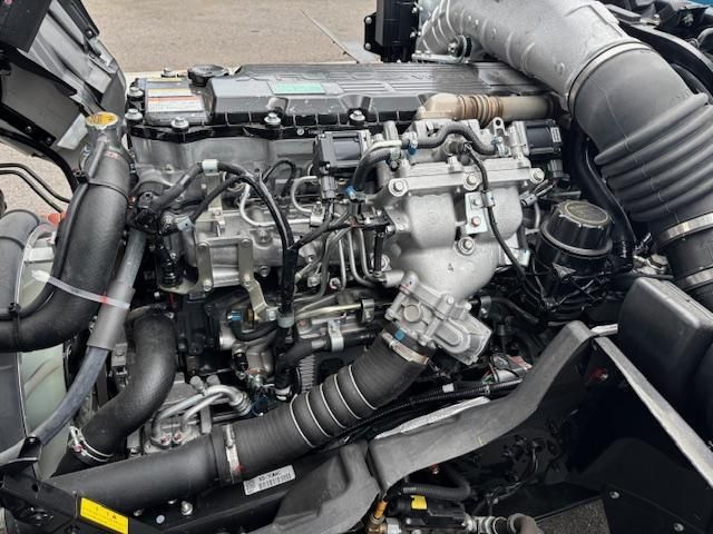 MITSUBISHI FUSOU FIGHTER 2025