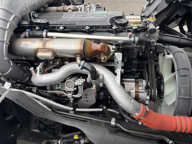 MITSUBISHI FUSOU FIGHTER 2025