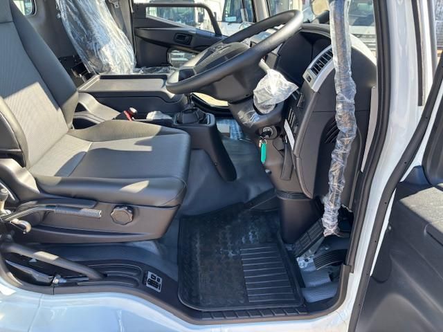 MITSUBISHI FUSOU FIGHTER 2025