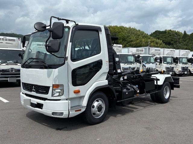 MITSUBISHI FUSOU FIGHTER 2025