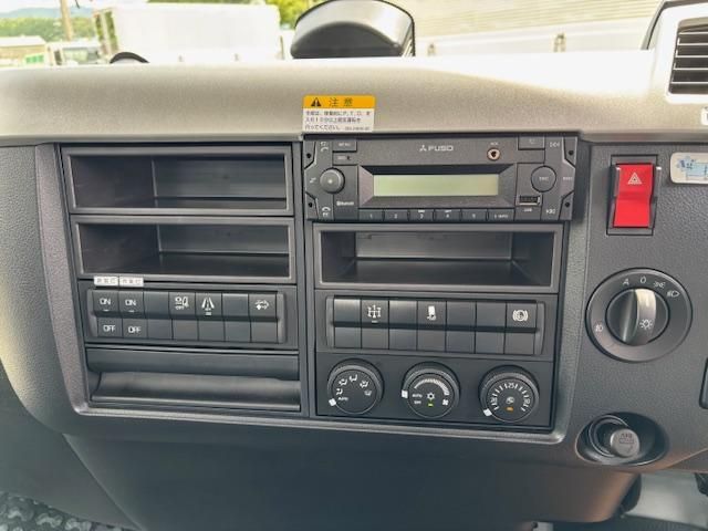 MITSUBISHI FUSOU FIGHTER 2025