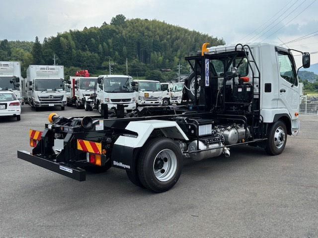 MITSUBISHI FUSOU FIGHTER 2025