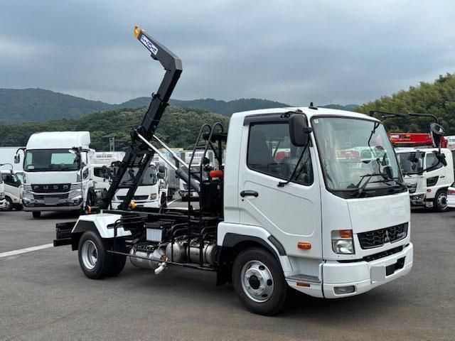 MITSUBISHI FUSOU FIGHTER 2025