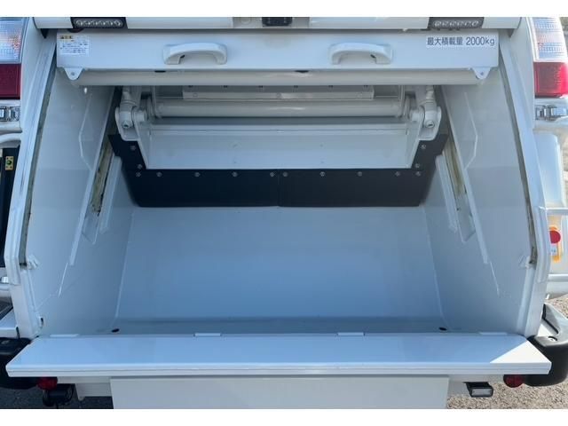 MITSUBISHI CANTER 2024