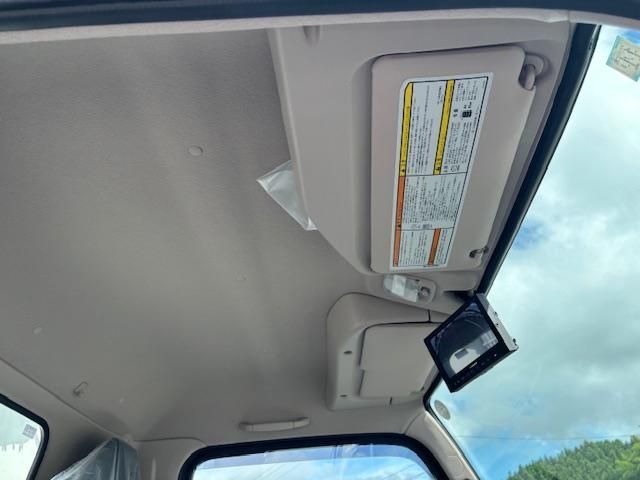 MITSUBISHI CANTER 2024