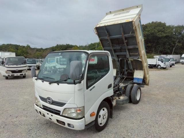 HINO DUTRO 2013