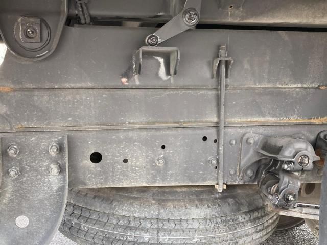 MITSUBISHI FUSOU FIGHTER 2021