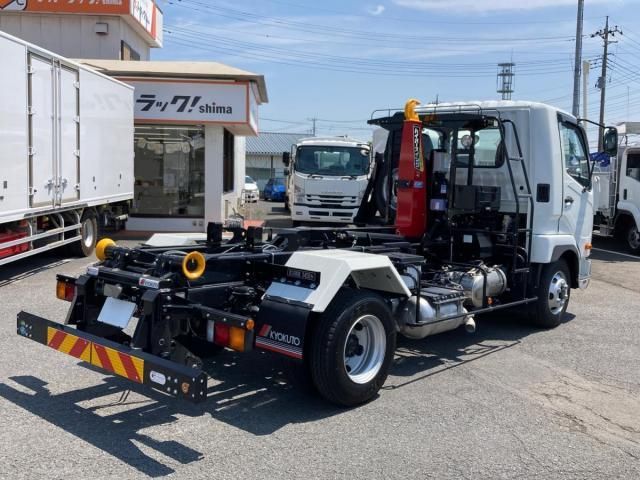 MITSUBISHI FUSOU FIGHTER 2025