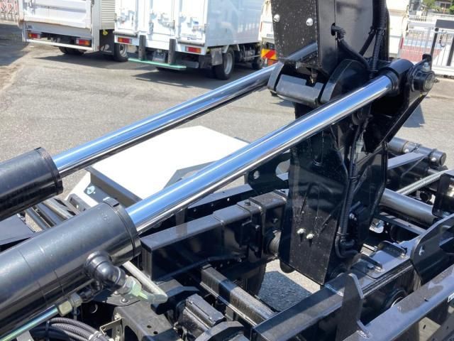 MITSUBISHI FUSOU FIGHTER 2025