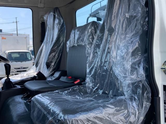 MITSUBISHI FUSOU FIGHTER 2025