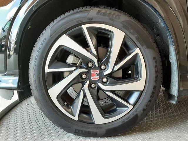 HONDA VEZEL HYBRID 2017