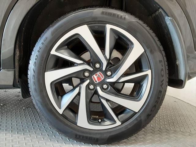 HONDA VEZEL HYBRID 2017