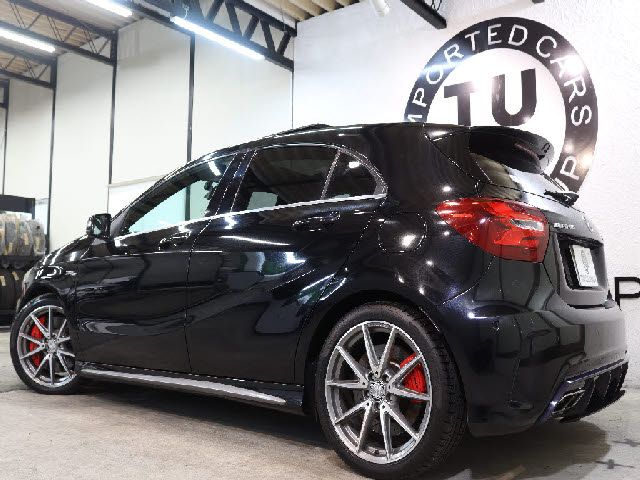 MERCEDES BENZ MERCEDES AMG A class 2016