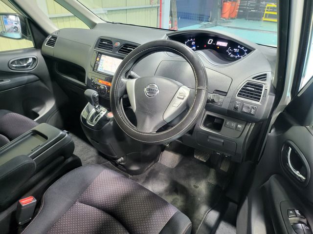 NISSAN SERENA  S-HYBRID 2013