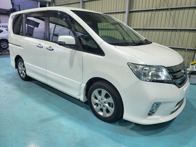 NISSAN SERENA  S-HYBRID 2013