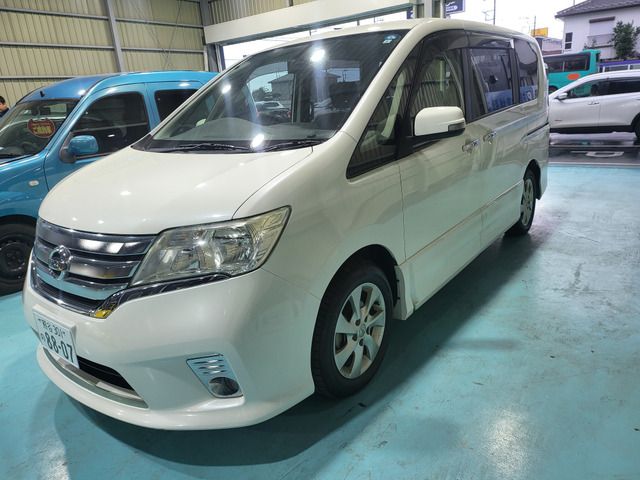 NISSAN SERENA  S-HYBRID 2013