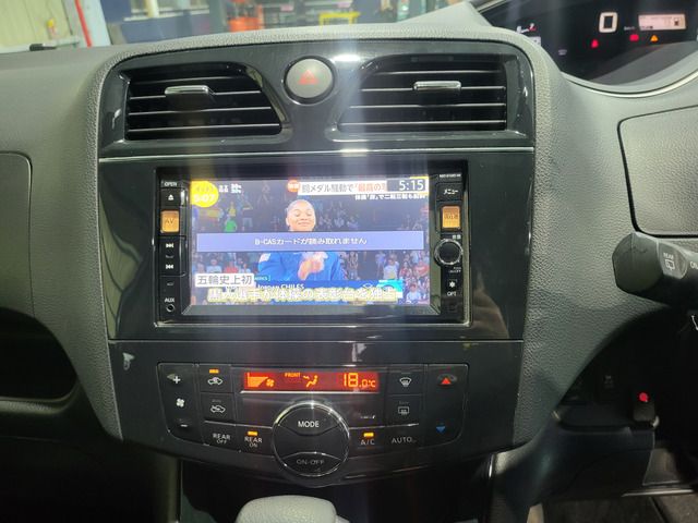 NISSAN SERENA  S-HYBRID 2013