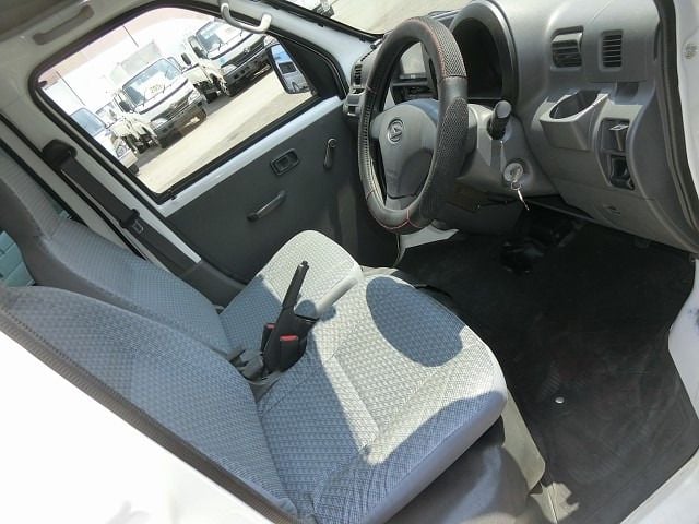 DAIHATSU HIJET CARGO 2012