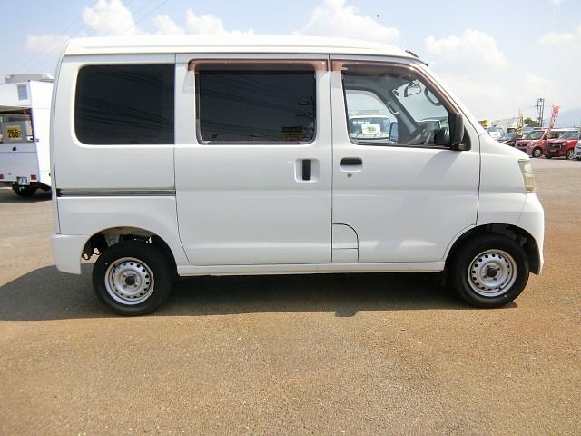 DAIHATSU HIJET CARGO 2012