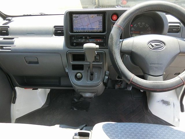DAIHATSU HIJET CARGO 2012