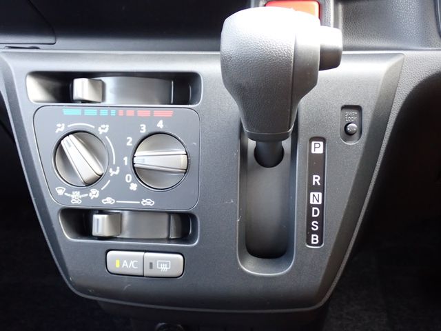 DAIHATSU MIRA e:S 2023