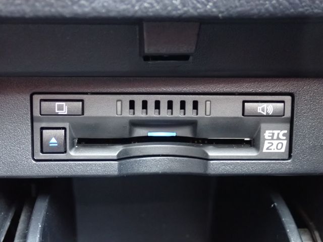 TOYOTA ALPHARD hybrid 4WD 2018