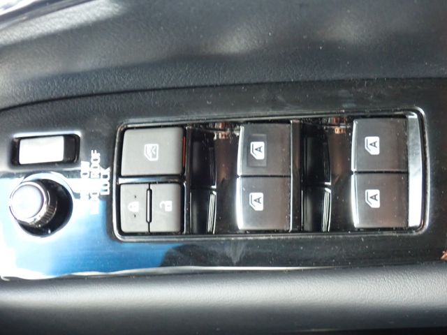 TOYOTA ALPHARD hybrid 4WD 2018