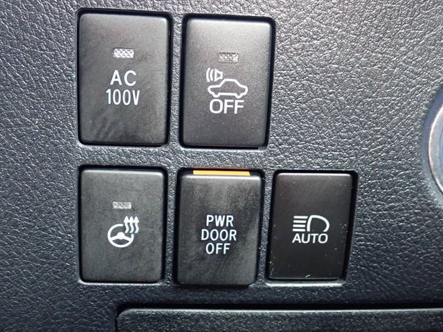 TOYOTA ALPHARD hybrid 4WD 2018