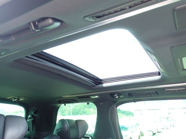 TOYOTA ALPHARD hybrid 4WD 2018