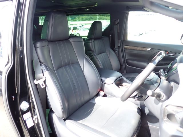 TOYOTA ALPHARD hybrid 4WD 2018