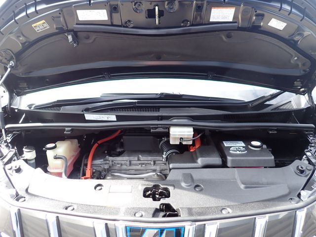 TOYOTA ALPHARD hybrid 4WD 2018
