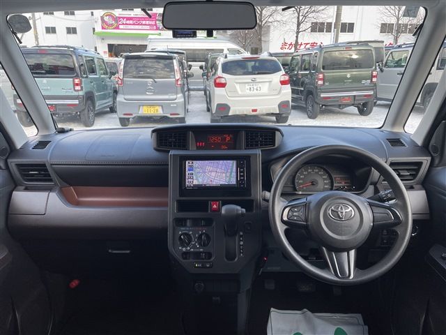 TOYOTA TANK 4WD 2017