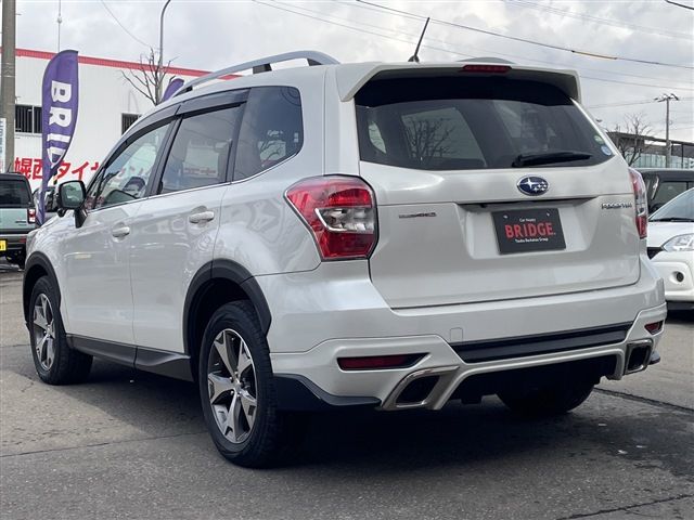 SUBARU FORESTER 2014