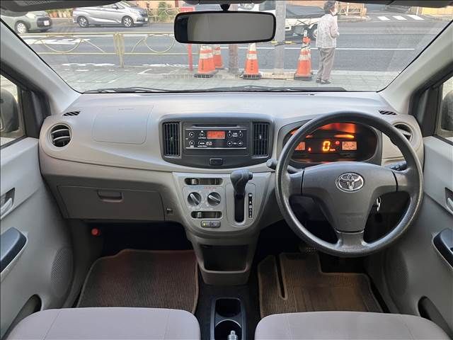 TOYOTA PIXIS EPOCH 2015