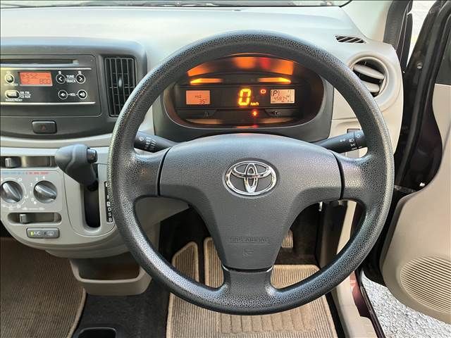 TOYOTA PIXIS EPOCH 2015