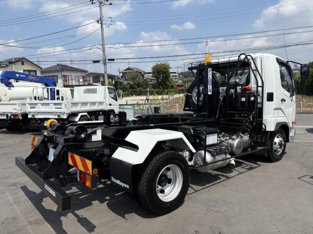 MITSUBISHI FUSOU FIGHTER 2025