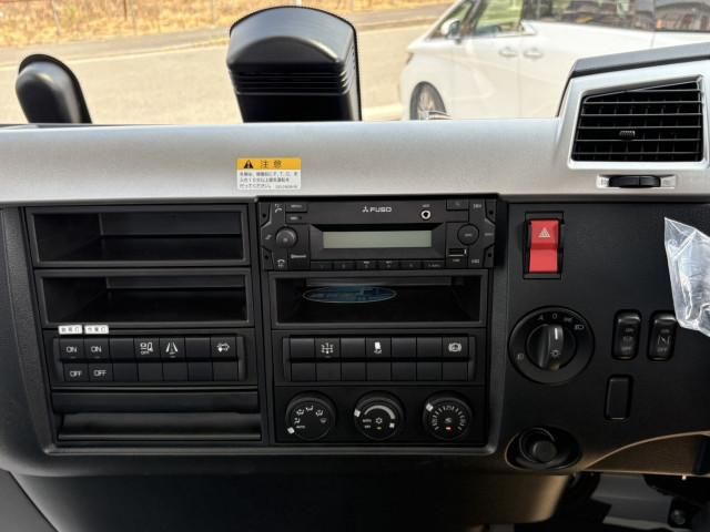 MITSUBISHI FUSOU FIGHTER 2025