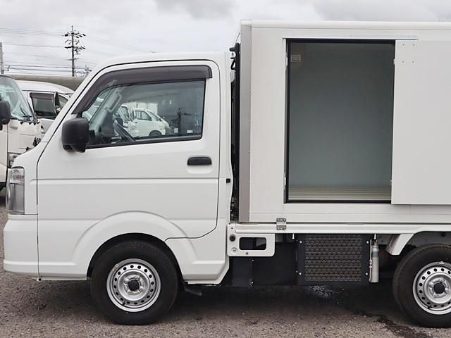 SUZUKI CARRY truck 2024