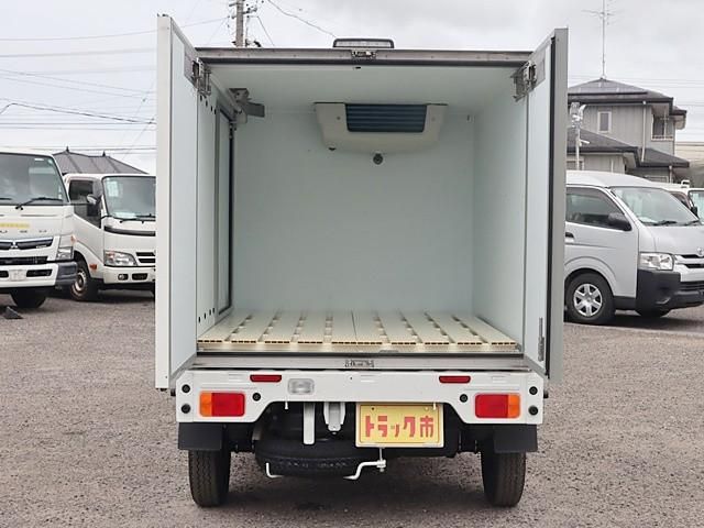 SUZUKI CARRY truck 2024