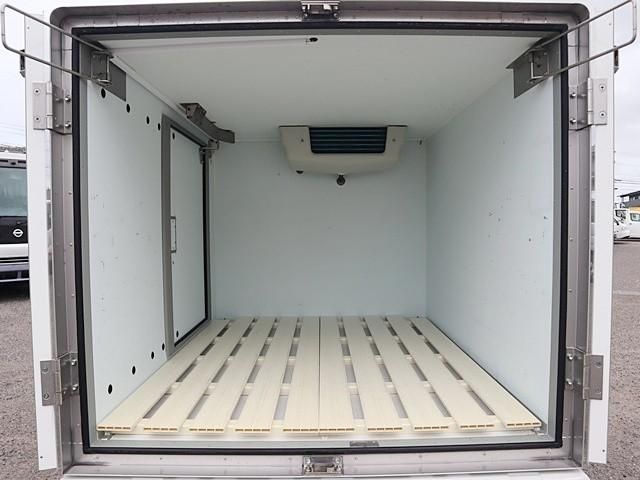 SUZUKI CARRY truck 2024