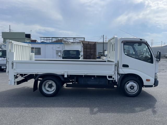 TOYOTA DYNA 2018