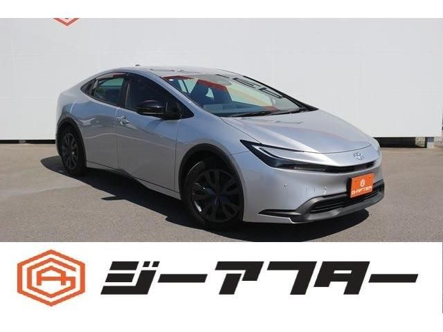 TOYOTA PRIUS 2023