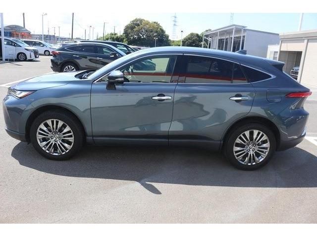 TOYOTA HARRIER 2WD 2020