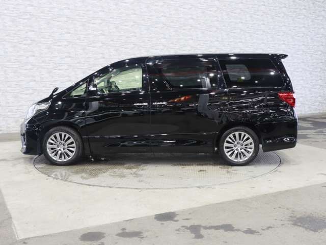 TOYOTA ALPHARD 2013